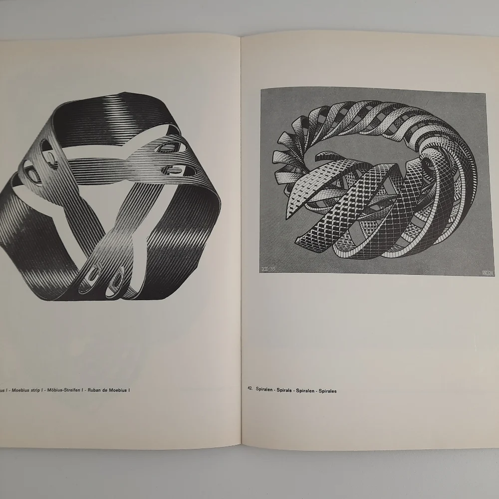 1971 THE GRAPHIC WORK OF MC ESCHER Artist Illusion Staircase Pattern Math Book - Picture 4 of 9